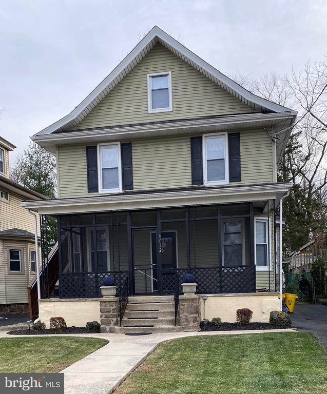 Building Photo - 6732 Maple Ave