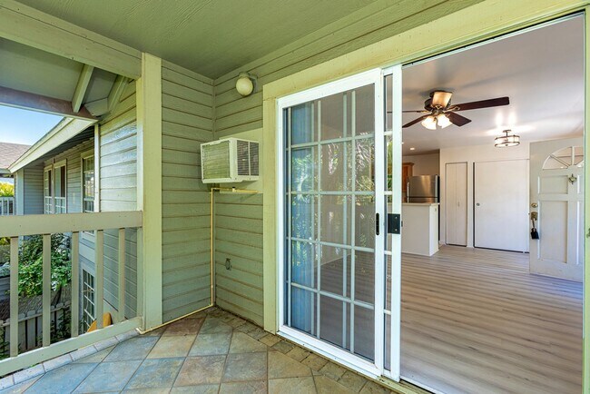 Building Photo - Unfurnished, 2 Bed, 1.5 Bath at Keonekai Villages
