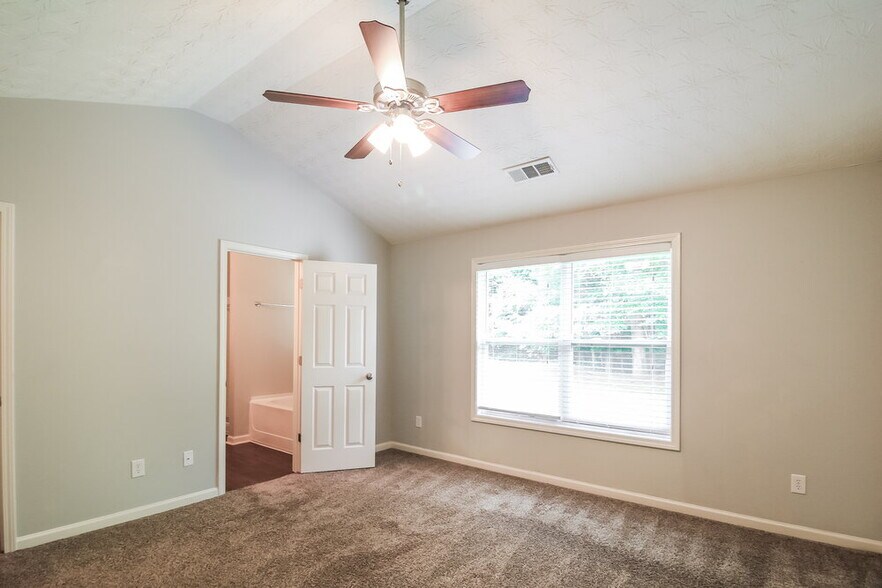 Building Photo - 1582 Thornwick Trace