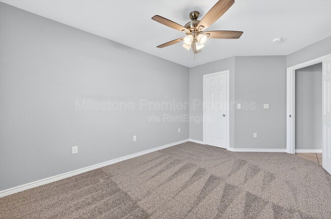 Building Photo - 1021 Rice St