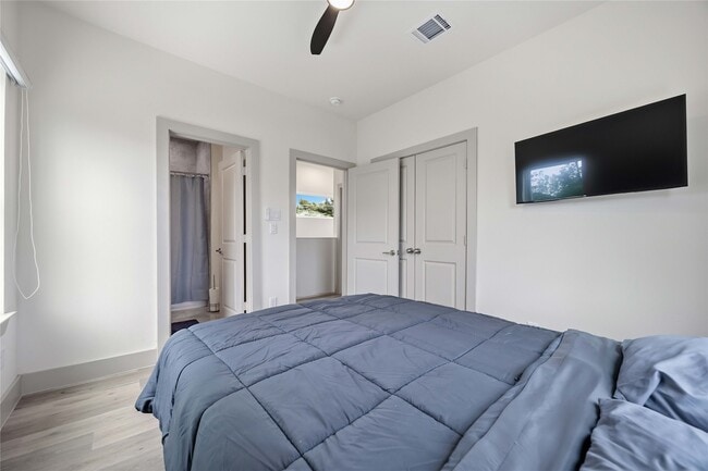 Building Photo - 1907 Hailey St