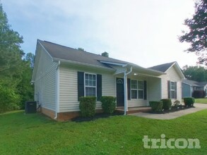 Building Photo - 113 E Panther Creek Rd