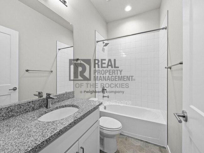 Building Photo - 744 Wagon Trail Rd