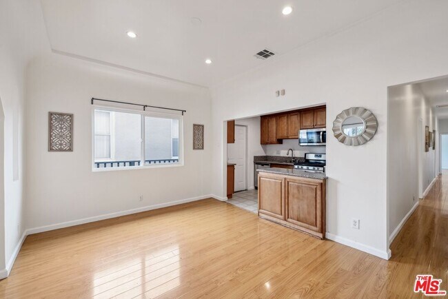 Building Photo - 3933 Woolwine Dr