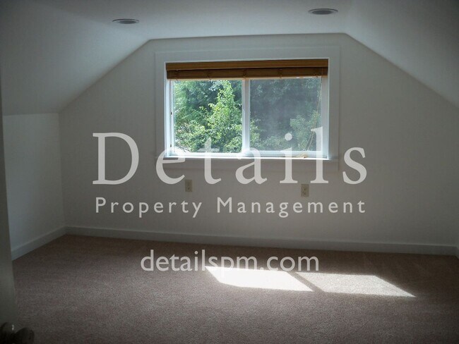 Building Photo - 12203 Schold Rd NW