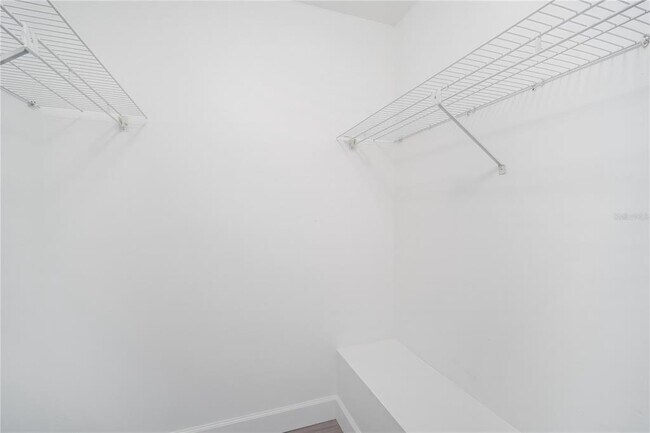 Building Photo - 4928 W Gandy Blvd