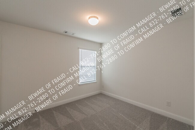 Building Photo - 346 Boroughbridge Dr