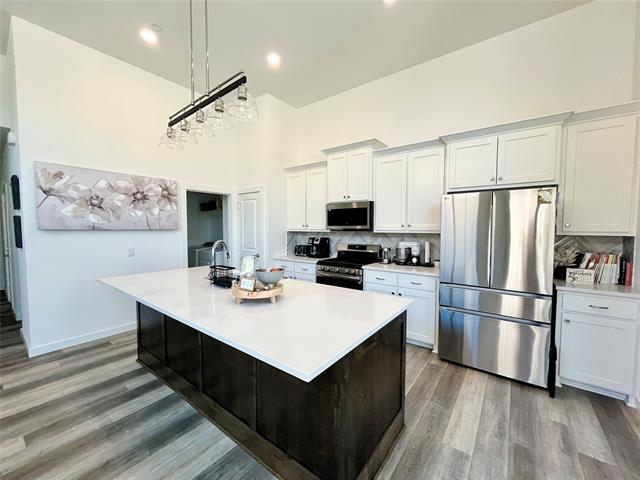 Building Photo - 2621 Chablis Dr