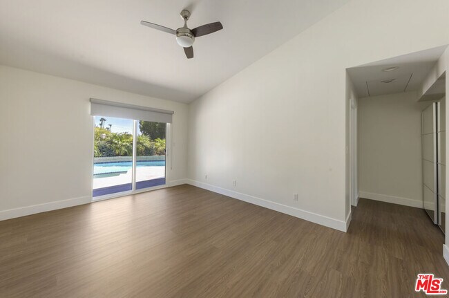Building Photo - 22427 De Kalb Dr
