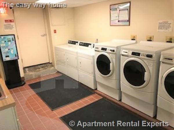 Building Photo - 38-40 Saint Botolph St Unit #B4