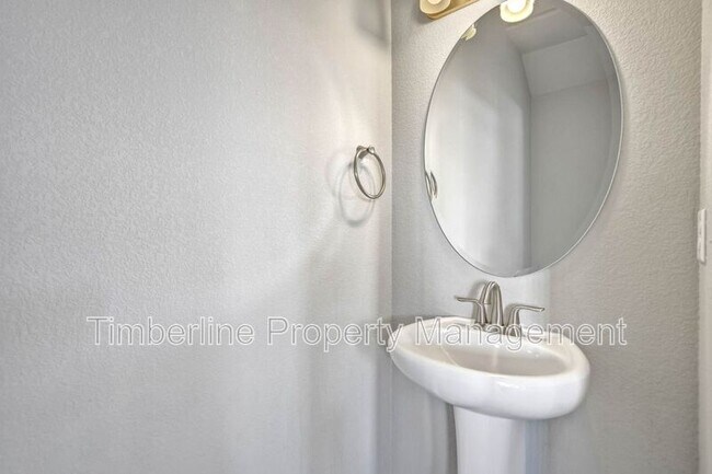 Building Photo - 7824 Woodmen Center Heights