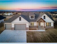 Building Photo - 7530 Highland Hls Dr