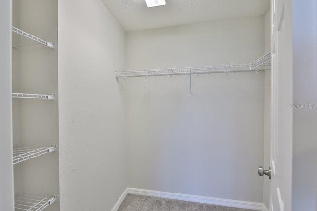 Building Photo - 7045 Grand Elm Dr