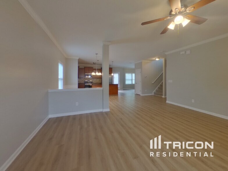 Building Photo - 606 Sawtooth Oak Drive