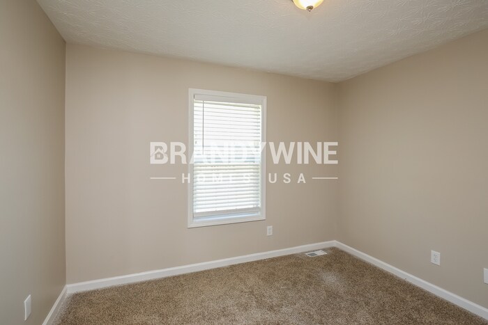 Building Photo - 814 Evergreen Dr