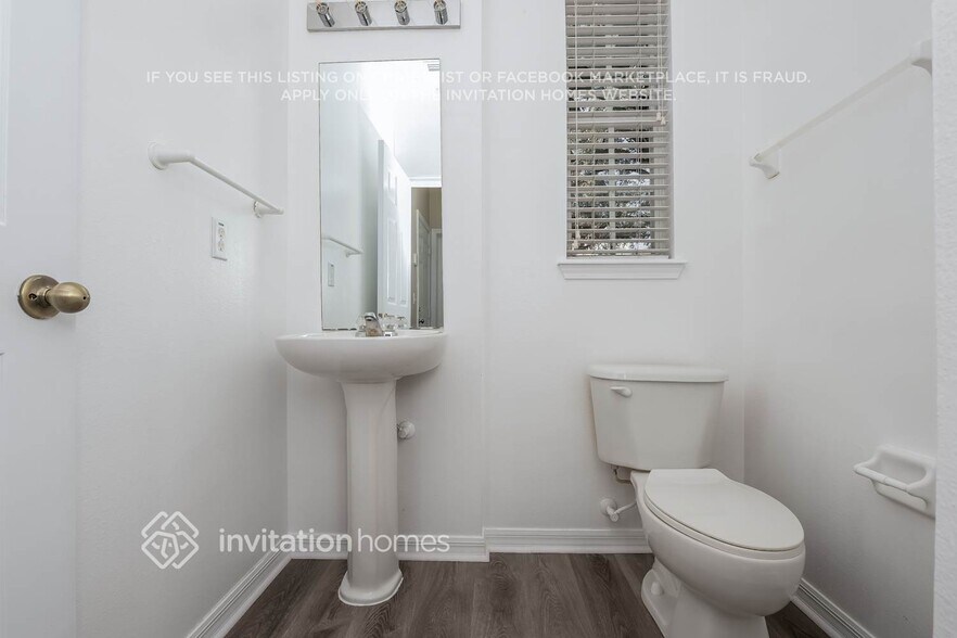 Building Photo - 5152 Blue Roan Way