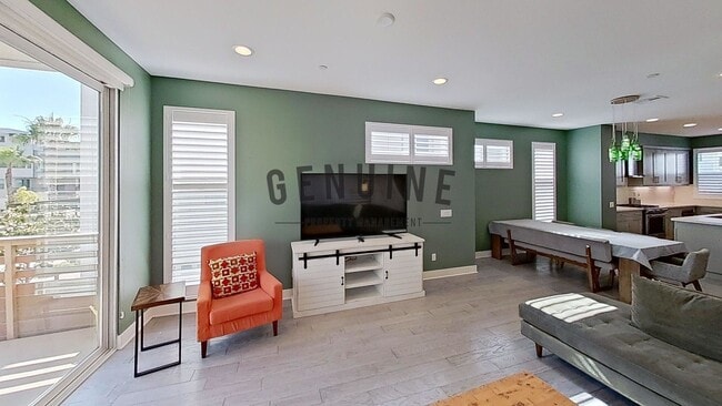 Building Photo - Coming Soon: Beautifully Furnished 3Bd 3.5Ba Condo in Costa Mesa