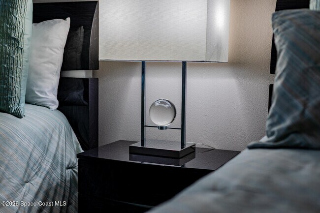 Building Photo - 1025 Jimmy Buffett Mem Hwy