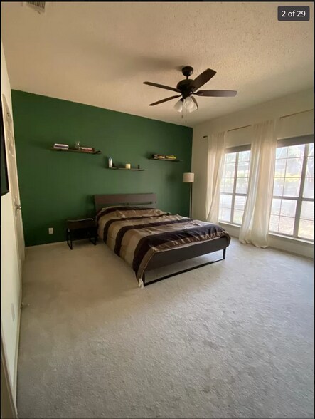 Building Photo - 3809 Spicewood Springs Rd