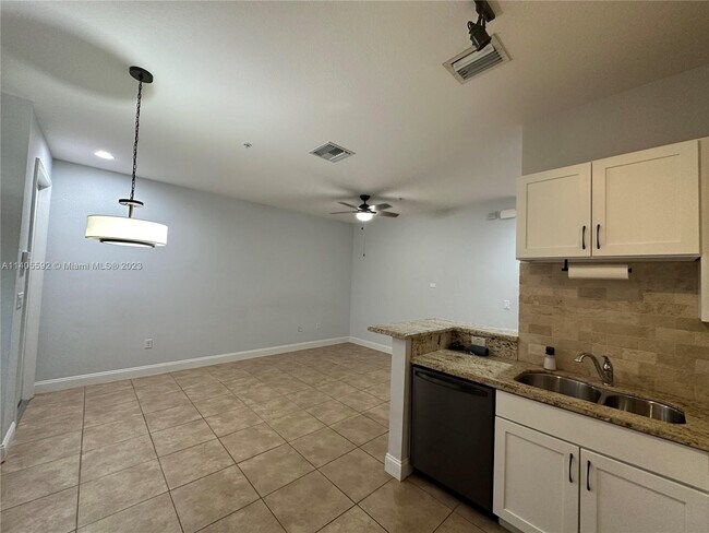 Building Photo - 155 SW 7th Ct