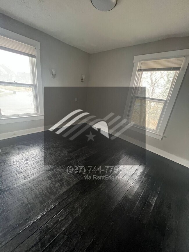 Building Photo - 2141 Philadelphia Dr