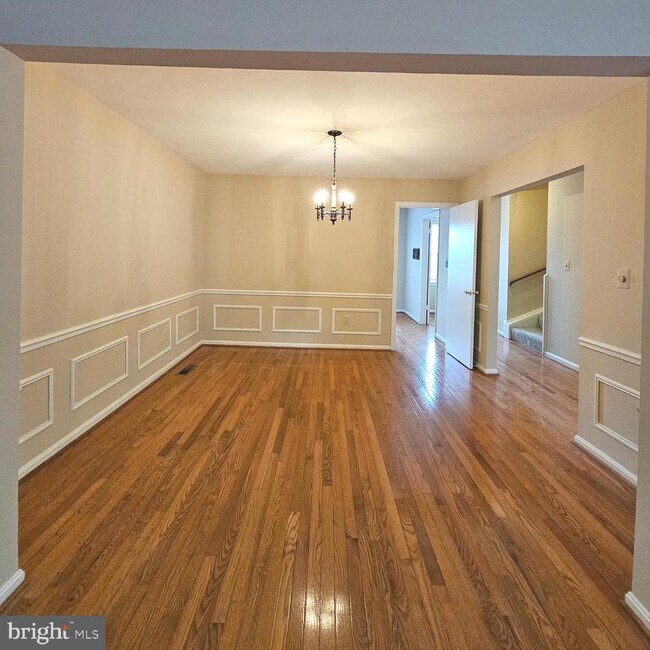 Building Photo - 4430 Airlie Way