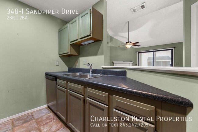 Building Photo - 348 Sandpiper Dr