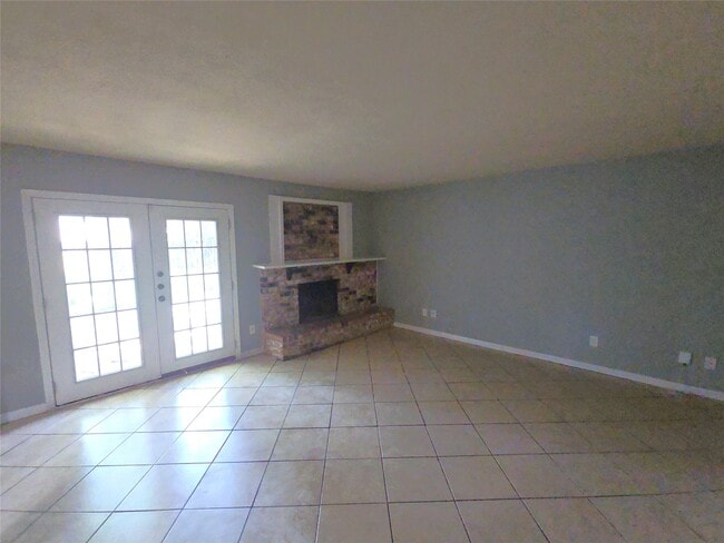 Building Photo - 3906 Postwood Dr