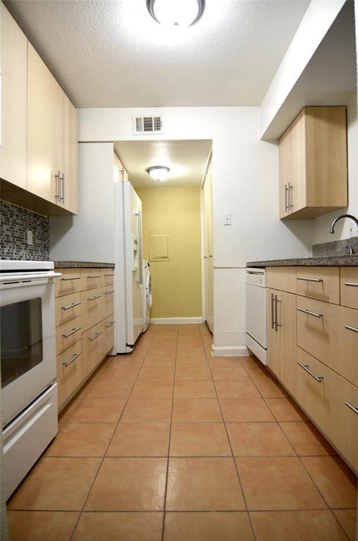 Building Photo - 12603 Ashford Meadow Dr