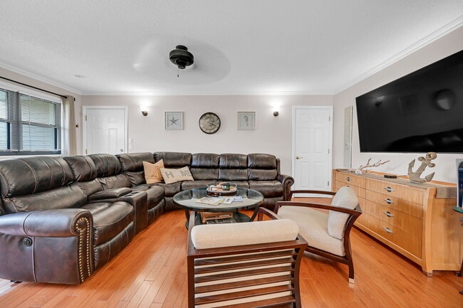 Building Photo - 97 Wharfside Dr