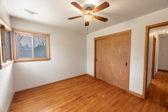 Building Photo - 2428 S Root River Pkwy