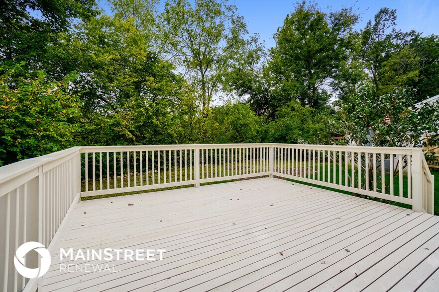 Building Photo - 2124 Maribeth Pl