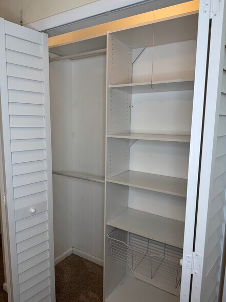 Building Photo - 8229 Frost St N