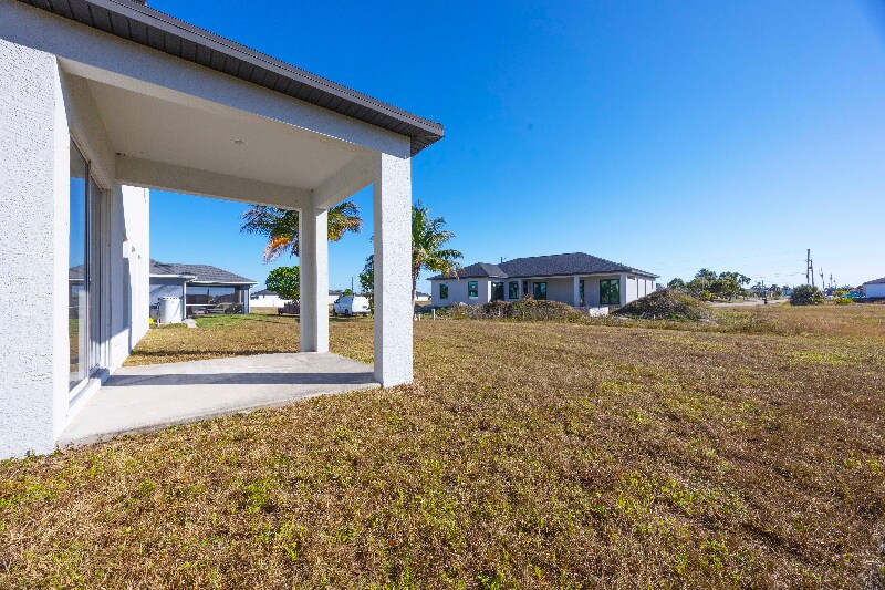 Building Photo - 3300 NW 15th Ln