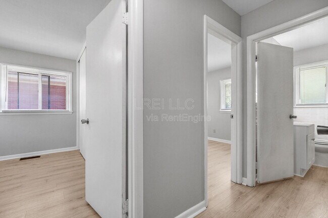 Building Photo - 3534 Terrier Ln