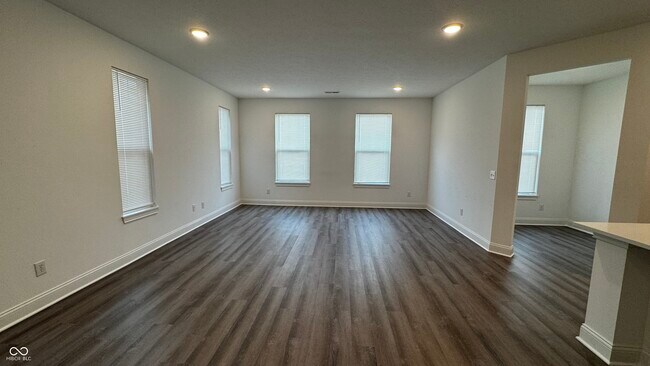 Building Photo - 5743 W 750 N