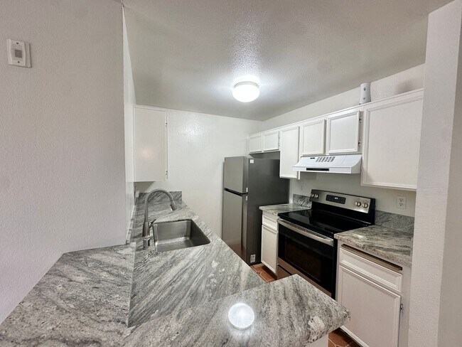 Primary Photo - 2 Bedroom Condo in Mission Valley!
