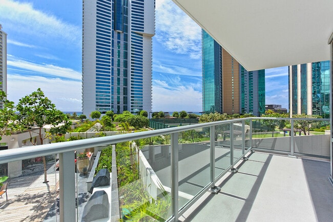 Building Photo - Luxury Living!! WELCOME TO WAIHONUA!!