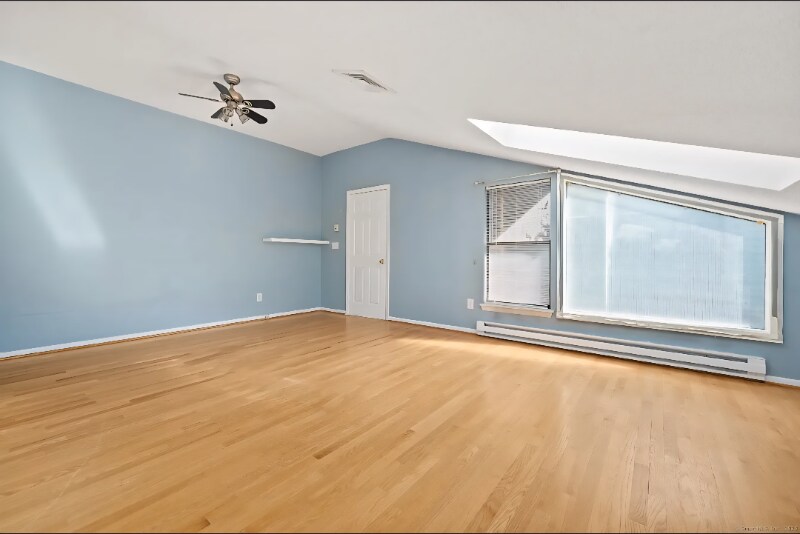 Building Photo - 140 Kane St