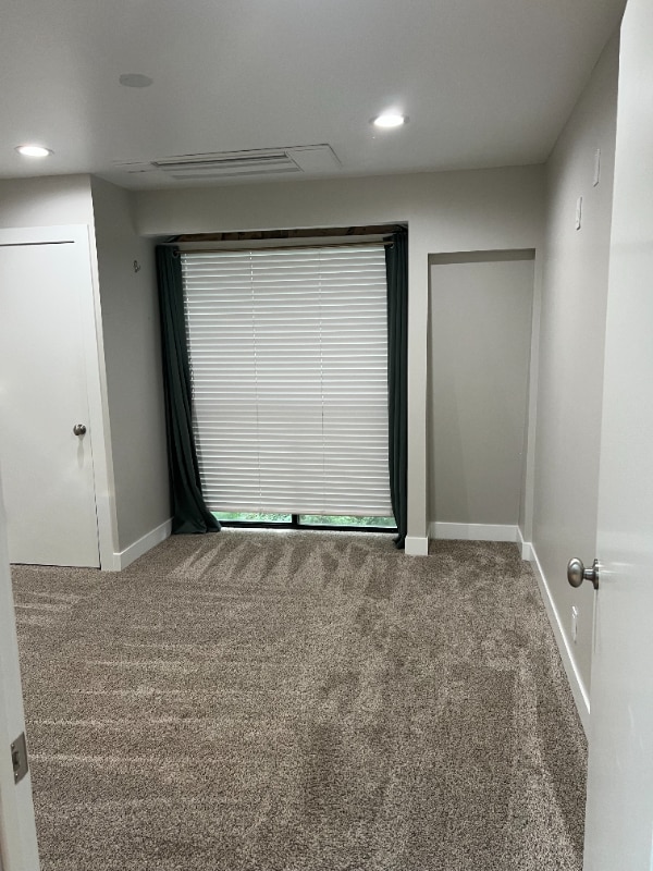 Building Photo - 438 N Center St