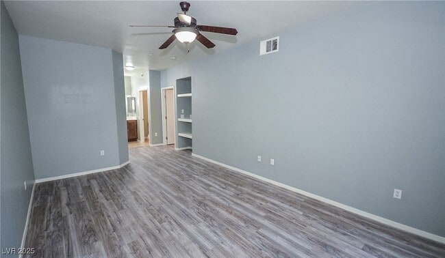 Building Photo - 50 Aura de Blanco St