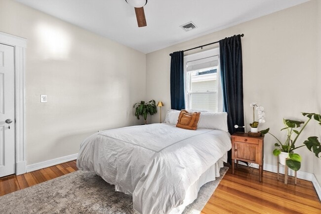 Building Photo - 185 Savin Hill Ave