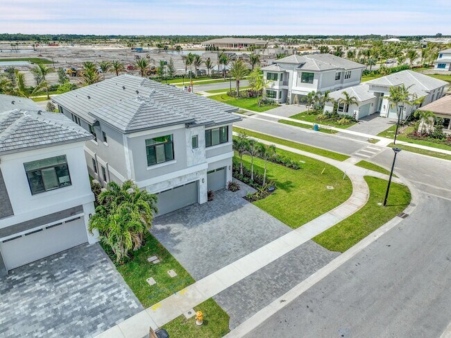 Building Photo - 13005 Feathering Wy