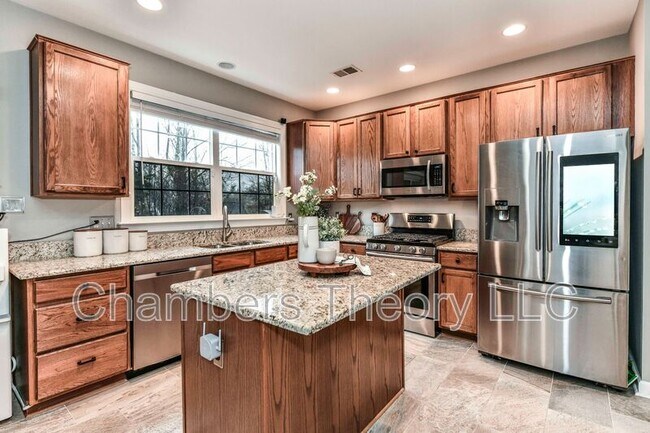 Building Photo - 15640 Avocet Loop