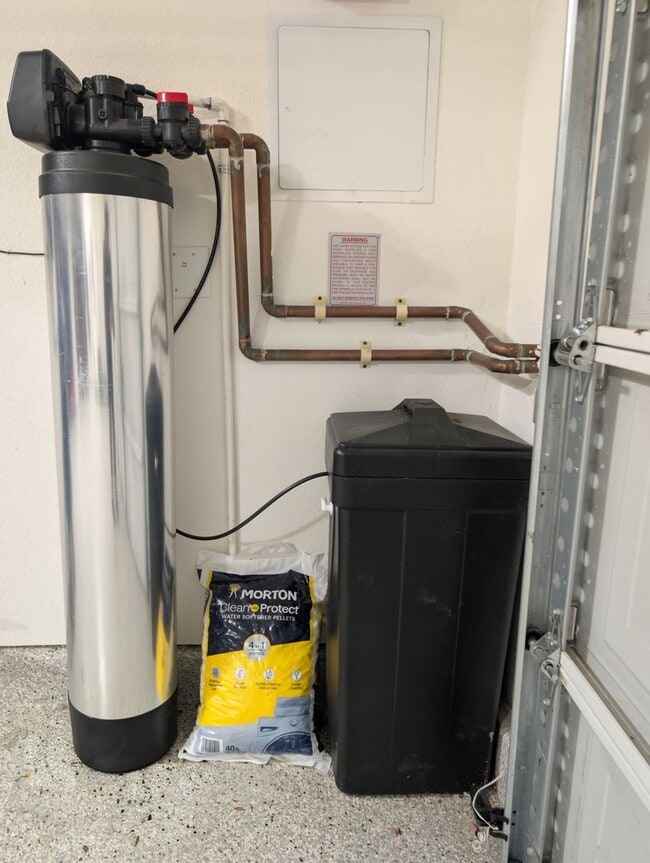 Building Photo - Pleasanton 4 Bed / 3 Bath, Top Rated Schools, Solar