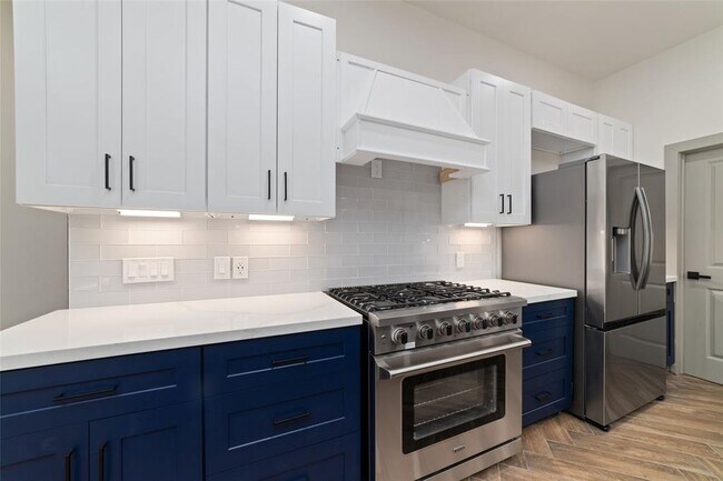 Building Photo - 11931 S Red Cedar Cir