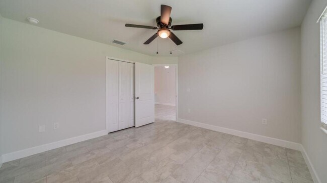Building Photo - 4606 SW 8th Ct
