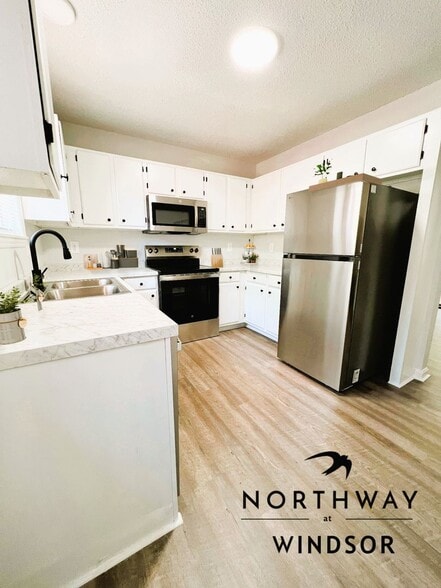 Interior Photo - Northway at Windsor