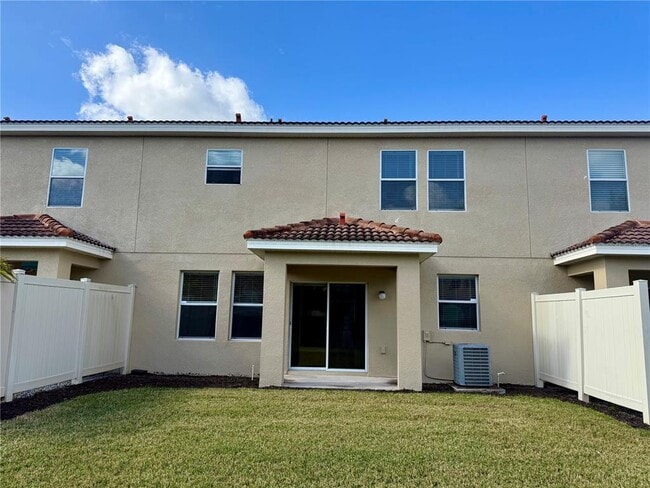 Building Photo - 2090 Water Tupelo Way