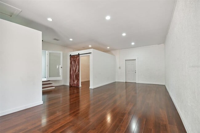 Building Photo - 1925 52nd St S